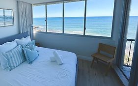Monterey Lodge - Unit 18, 27 Warne Terrace, Kings Beach Caloundra